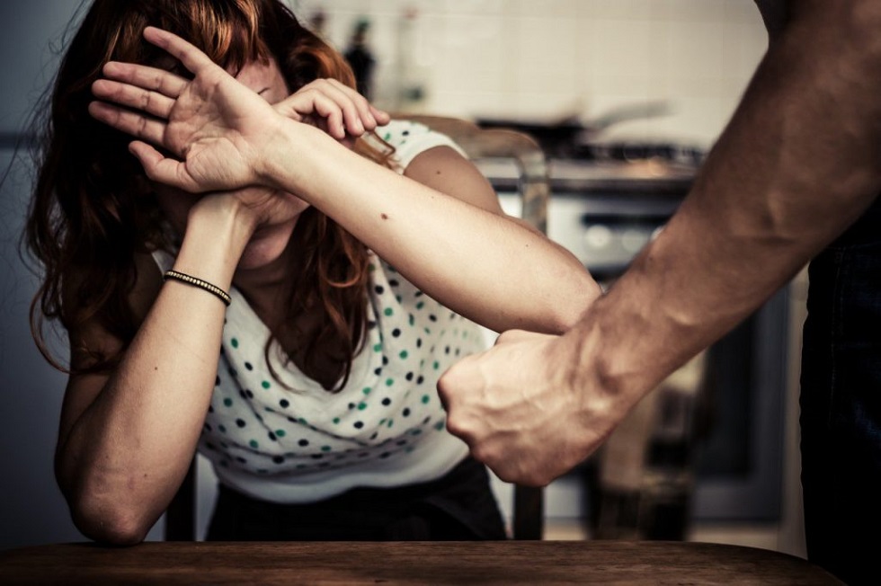 Αγνώριστη από το ξύλο η γυναίκα που κακοποιήθηκε από τον σύζυγό της στη Λάρισα – Του ζήτησε διαζύγιο