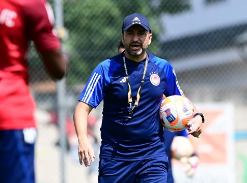 Το γεμάτο μπλοκάκι του Ντιέγκο Μαρτίνεθ και οι +2 βασικοί για το πρώτο σχέδιο