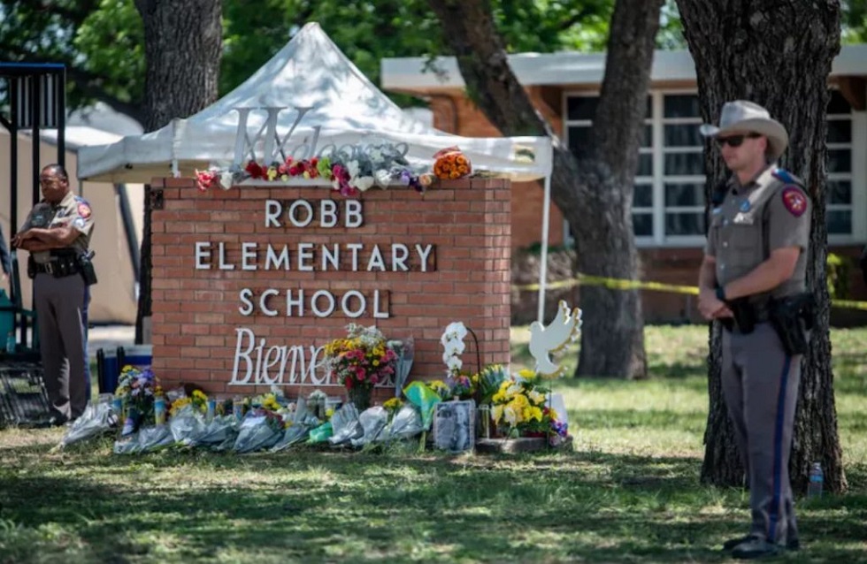 Απείλησε ότι θα ανοίξει πυρ σε σχολείο – Ο ξάδερφός του έκανε το ίδιο και σκότωσε 19 μαθητές