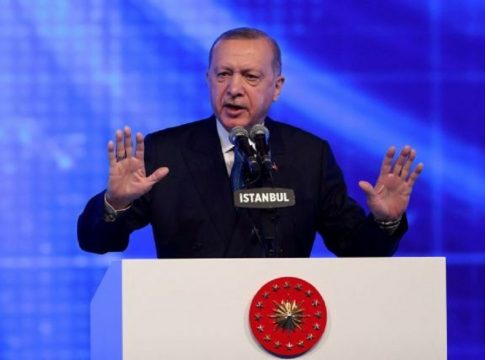 Ερντογάν: «Η Δύση πρέπει να τηρήσει τις υποσχέσεις της» στη συμφωνία για τα σιτηρά