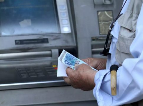 Συντάξεις: Πότε θα καταβληθούν στους δικαιούχους