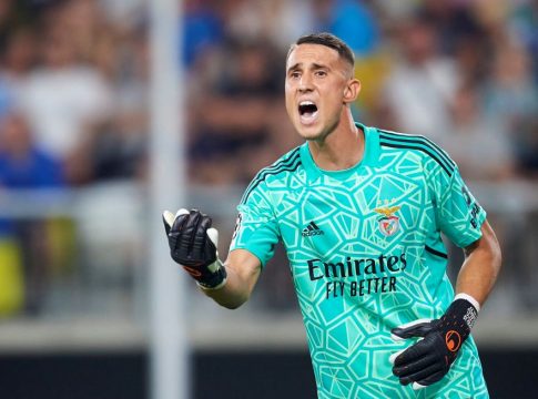 Μπενφίκα: «Ανοιχτή η παραμονή του Βλαχοδήμου, δεν τον πουλάει κάτω από 10 εκατ. ευρώ»