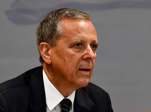 Το απόγευμα της Τετάρτης (16/8) η συνάντηση Μπαλτάκου-Τσέφεριν