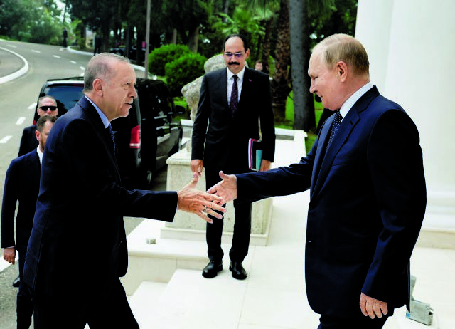 Στη Ρωσία ο Ερντογάν για συνάντηση με τον Πούτιν – Στόχος η επανέναρξη της συμφωνίας για τα σιτηρά