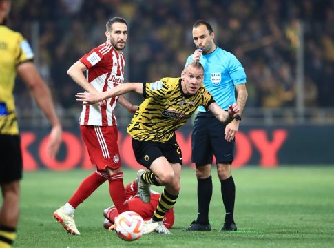 Super League: Τα φώτα σε Φιλαδέλφεια και Τούμπα