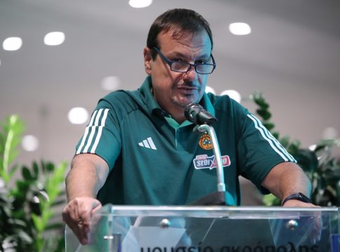 Αταμάν: «Μαζί με τους παίκτες και τον κόσμο, τίποτα δεν είναι αδύνατο»