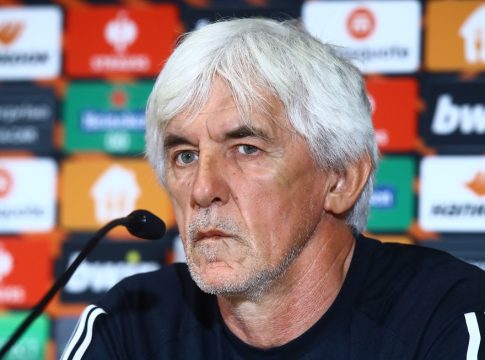 Γιοβάνοβιτς: «Μας εμπνέει ότι θα έχουμε τον κόσμο δίπλα μας»