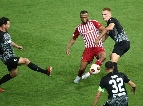 Ολυμπιακός – Φράιμπουργκ 2-3: Επαιξε μπάλα, δεν είχε τύχη και… VAR