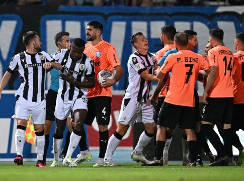 Προκλητικός ο Ζίβκοβιτς, έπρεπε να αποβληθεί