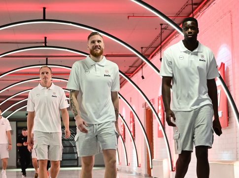Ολυμπιακός: Η παρακάμερα της media day με Μπραζντέικις και… μάντεψε ποιος (vid)