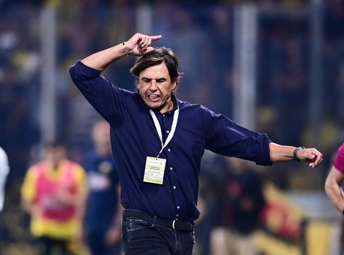 Κόλμαν: «Με αυτόν τον διαιτητή και μέχρι το πρωί να παίζαμε δεν θα παίρναμε κάτι»