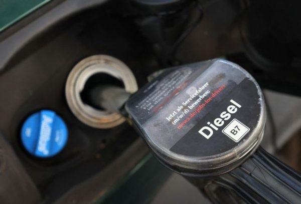 Στα ύψη οι τιμές του ντίζελ – Πόσο επηρεάζει η περιορισμένη προσφορά