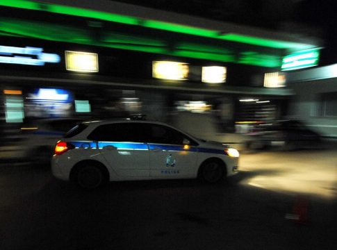Περιστέρι: Δύο συλλήψεις για τους πυροβολισμούς έξω από μαγαζί