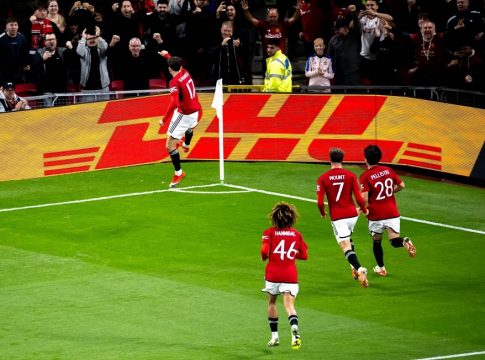 Άνετα την Κρίσταλ Πάλας η Μαν. Γιουνάιτεντ (3-0) – Πέταξε εκτός τη Γουλβς η Ίπσουιτς (3-2)