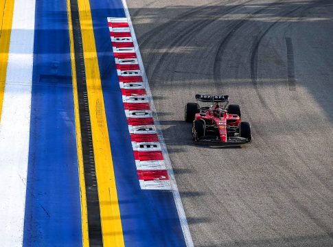 Κυριαρχία Ferrari, πρόβλημα στη Red Bull στις κατατακτήριες της Σιγκαπούρης