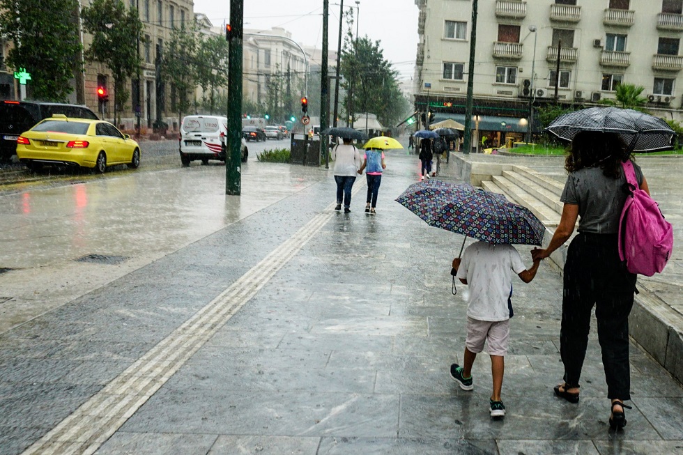 Σαρώνει τη χώρα η κακοκαιρία Daniel – Πού θα χτυπήσει τις επόμενες ώρες