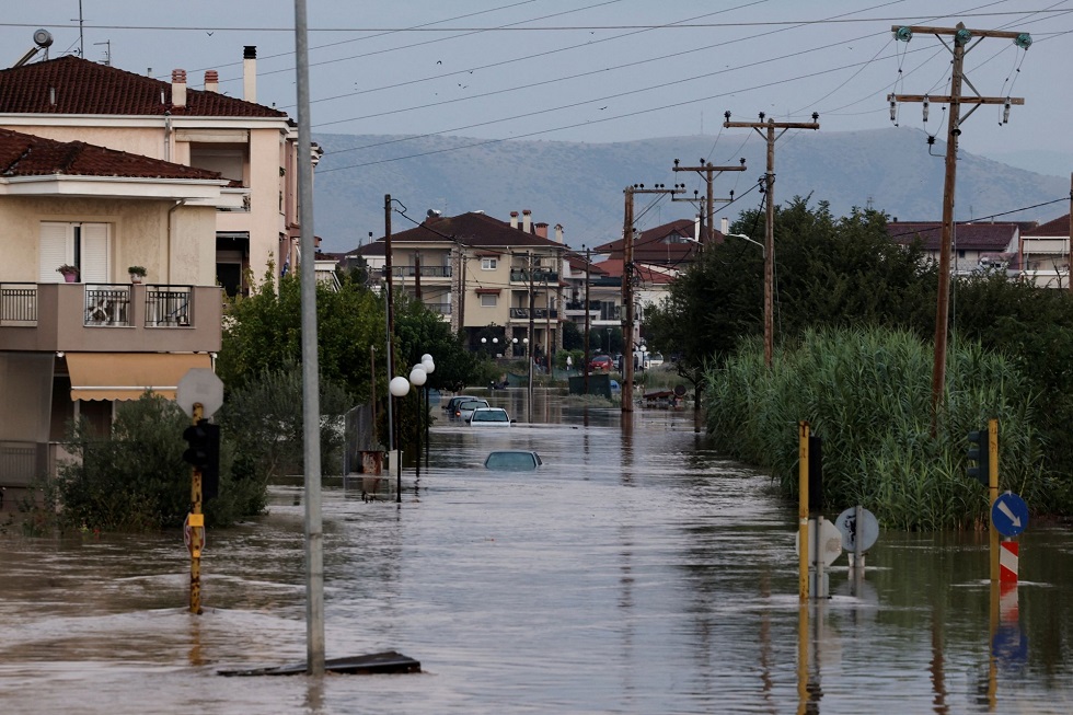 «Σε εγρήγορση οι οικισμοί γύρω από τον Πηνειό – Δεν κινδυνεύουν άνθρωποι στην Καρδίτσα»