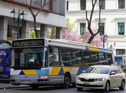 Αναστέλλεται η στάση εργασίας στα λεωφορεία για την Πέμπτη