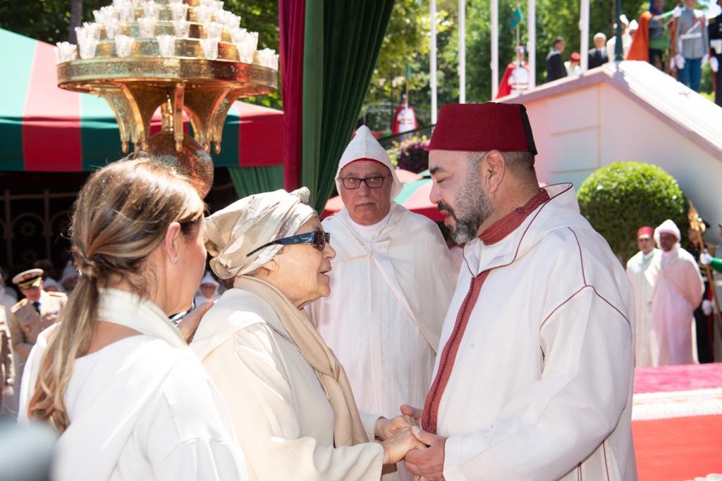 Μαρόκο: Ο αδελφός του βασιλιά παρευρέθη σε κηδεία κόρης αγωνιστή της αντίστασης