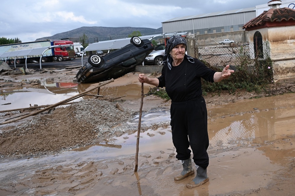 «Η ζωή μας πλέον έχει αλλάξει» – Μάχη επιβίωσης σε Εύβοια και Θεσσαλία μετά την κακοκαιρία