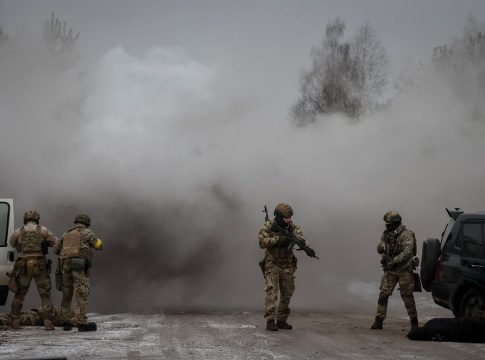 Πόλεμος στην Ουκρανία: Ήχησαν οι σειρήνες στο Κίεβο