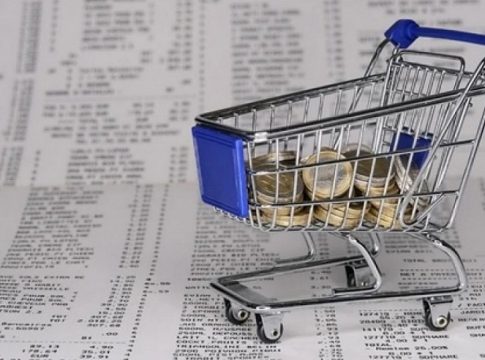 Ακρίβεια: Πόλεμος από το ράφι έως τον προμηθευτή – 3+1 μέτρα
