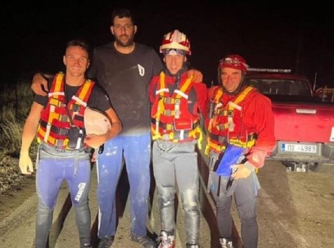 Μπουρούσης: «Θαύμασα την αυτοθυσία των εθελοντών στην Καρδίτσα» (pic)