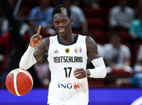 Ποιος είναι ο Έλληνας που «εκτόξευσε» την καριέρα του Σρέντερ (vids)