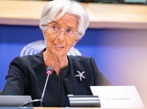 Λαγκάρντ: Υψηλά επιτόκια μέχρι να πέσει ο πληθωρισμός