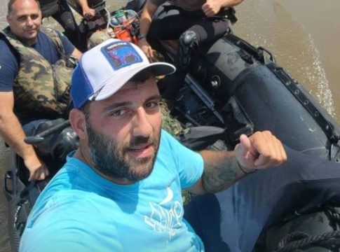 Ο Μπουρούσης συμμετείχε στις επιχειρήσεις απεγκλωβισμού κατοίκων στην Καρδίτσα (pic)