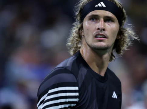 Διαμαρτυρία για «Χιτλερικό» οπαδό στο US Open – Τον απομάκρυνε η ασφάλεια