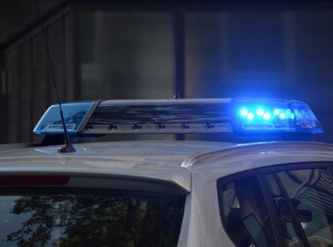 Μυστήριο με τις δύο νεκρές αδερφές στην Πάτρα – Τι αποκαλύπτει οικογενειακός φίλος της 55χρονης