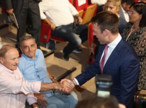 Διαγράφει τον Τζουμάκα ο Κασσελάκης