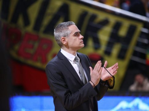 Καστρίτης: «Τα παιδιά έχουν κάνει εξαιρετική δουλειά αυτόν τον μήνα όμως έχουμε ακόμα δρόμο μπροστά μας»