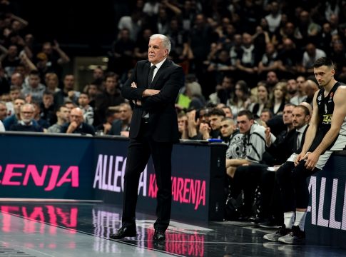 Ομπράντοβιτς: «Ο Ολυμπιακός παίζει καταπληκτικό μπάσκετ»