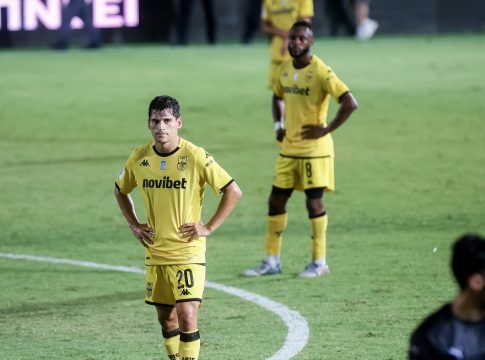 Άρης: Ανεβάζουν ρυθμούς Ζουλ και Τζούρασεκ