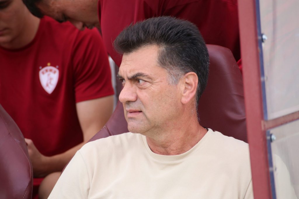Τέλος από την ΑΕΛ ο Γκουτσίδης μετά από μόλις δύο αγωνιστικές και προαναγγελία για σαρωτικές αλλαγές