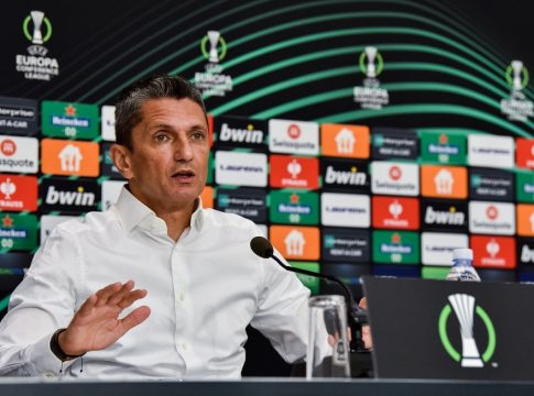 Συνεχίζει ο Λουτσέσκου: «Ας δούμε τον Γιοβάνοβιτς όταν του κλέψουν ένα πρωτάθλημα και ένα Κύπελλο»