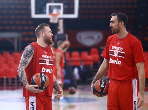Μεγάλη ανατροπή με τον Μπραζντέικις στον Ολυμπιακό – Τι συμβαίνει με τους τραυματίες ενόψει Μπαρτσελόνα