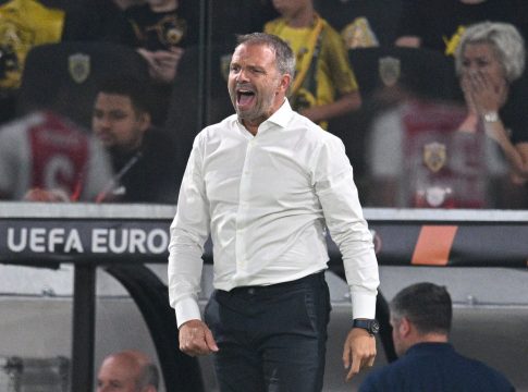 Τέλος από τον Άγιαξ ο Στέιν (pic)