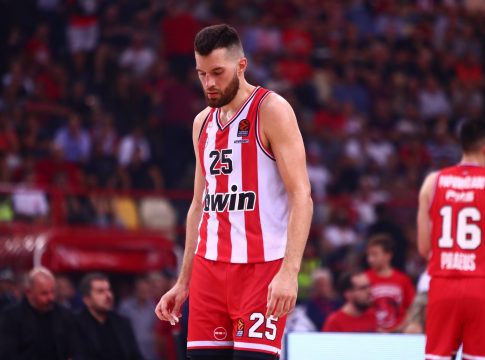 Ολυμπιακός – Μπαρτσελόνα 68-77: Τον «σκότωσαν» τα τρίποντα και η κούραση