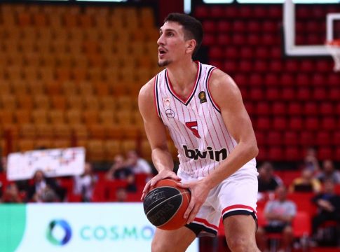 Λαρεντζάκης: «Θέλαμε να αντιδράσουμε – Αυτά μας επηρέασαν…»