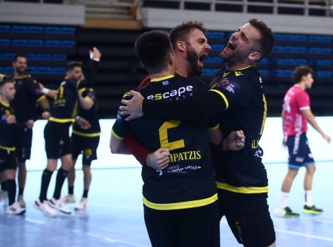 ΑΕΚ – Κρίενς 30-29: Νίκη-θρίλερ για την Ένωση στο EHF European League