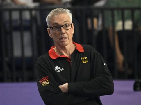 «Η Βιλερμπάν εξετάζει την περίπτωση του Γκόρντον Χέρμπερτ»