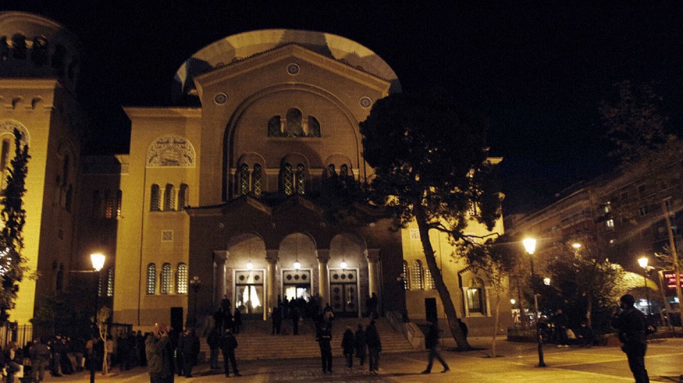 Συναγερμός στο κέντρο της Αθήνας – Άραβας φώναζε μέσα σε εκκλησία «αλαχού άκμπαρ»