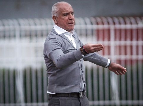 Αναστόπουλος για τον Ολυμπιακό: «Είναι πολύ σημαντικό ότι ο κόσμος φεύγει χαρούμενος από το γήπεδο»