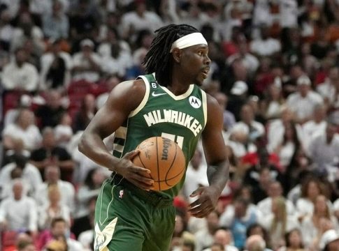 Νέο μπαμ στο NBA: Ο Χολιντέι στους Σέλτικς