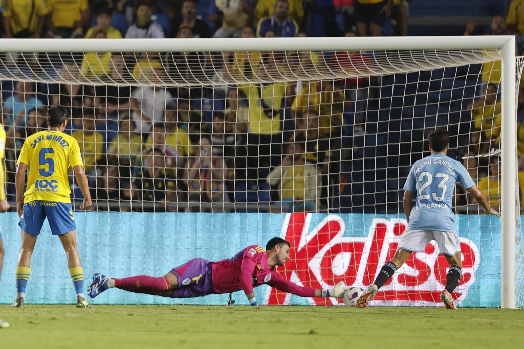 Λας Πάλμας – Θέλτα 2-1: Νέο γκολ ο Δουβίκας, ούτε τώρα νίκη οι «Γαλάζιοι»