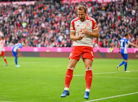 Μυθικό χατ-τρικ και γκολάρα πίσω από το κέντρο ο Κέιν στην αδιανόητη νίκη της Μπάγερν (8-0, vids)