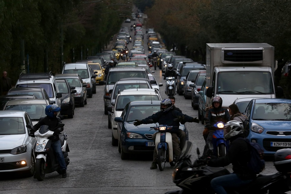 Μεγάλη ταλαιπωρία στον Κηφισό – Καραμπόλα επτά οχημάτων